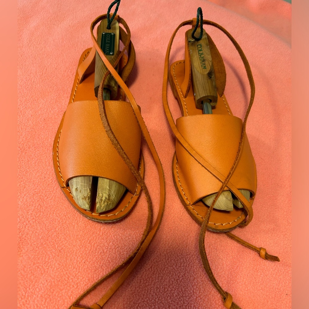 Zara TRAFALUC orange Tie sandals size 9
